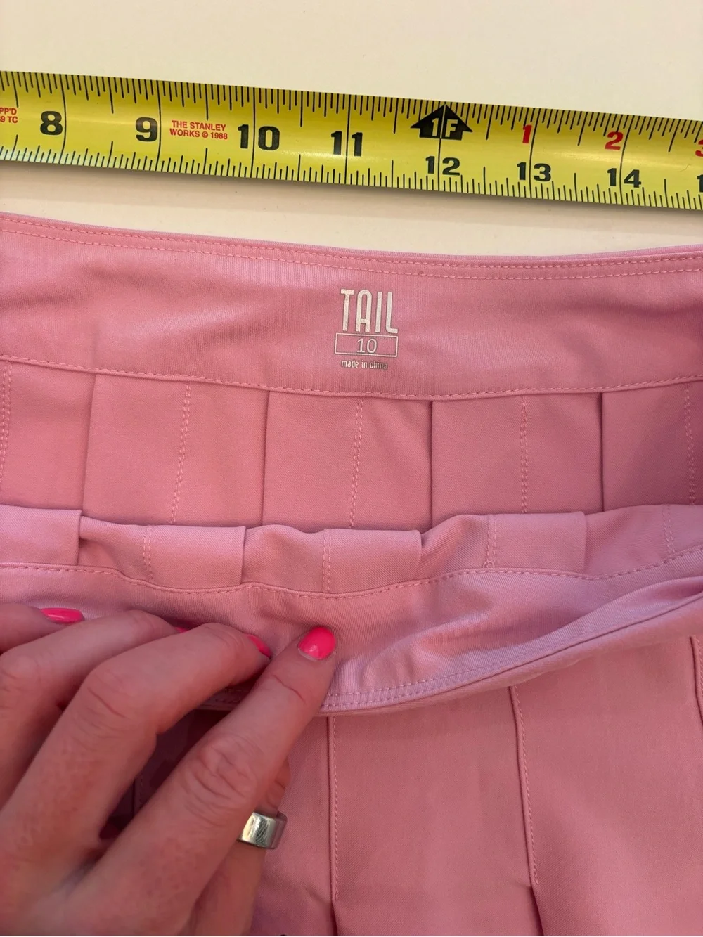 Tail Golf Tennis Skort Pink Pleated Athletic Skirt Built-In Shorts Size 10